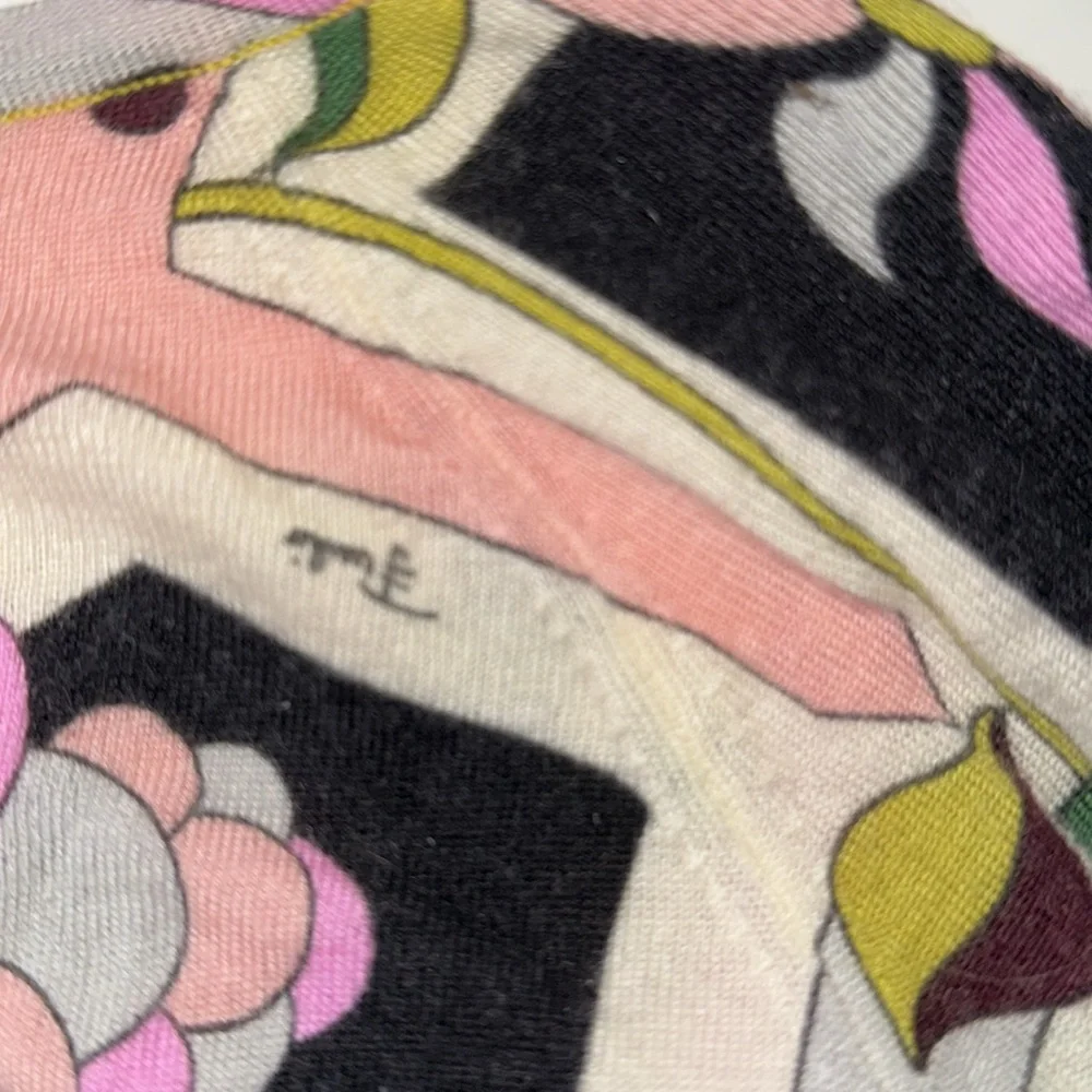 Emilio Pucci authentic 100% cashmere V-neck button-down sweater sz S/M - Picture 5 of 9